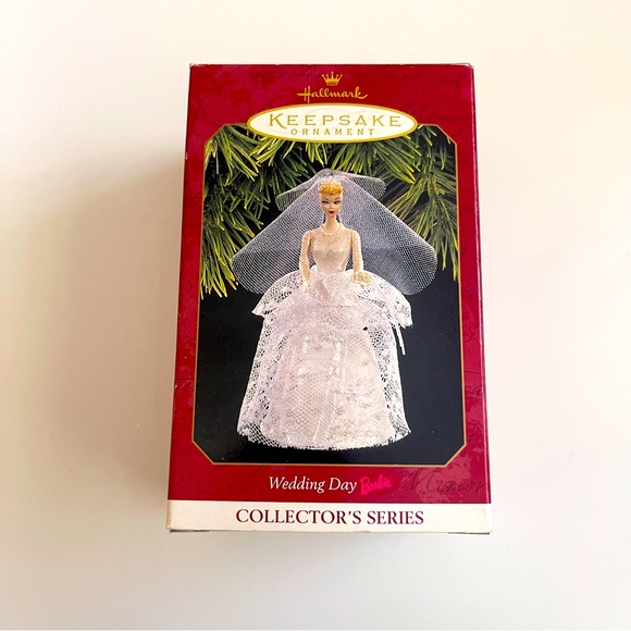 Wedding Day Barbie Ornament - Hallmark - 1997 - Picture 2 of 5